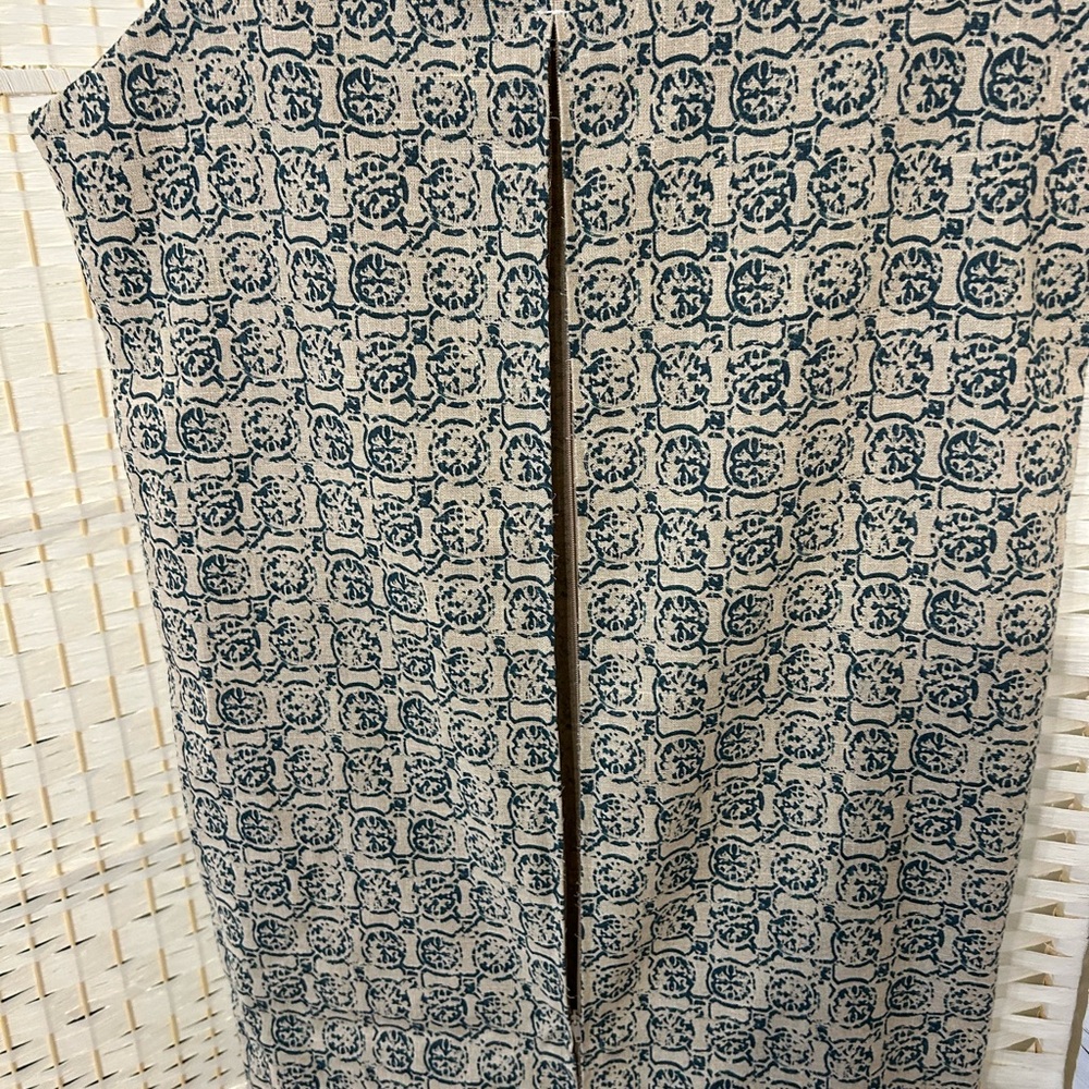 Patterned Travel Bag - Picture 3 of 7